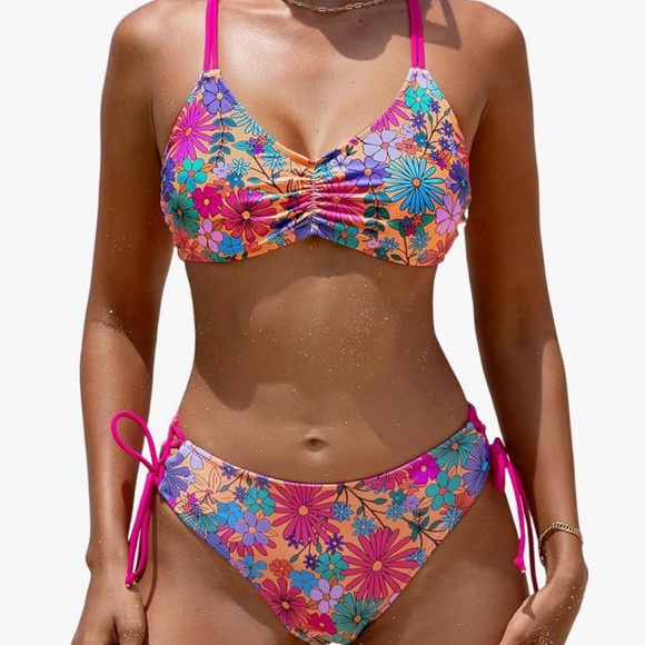 Cupshe Multicolor Floral Bikini Set - Picture 1 of 7
